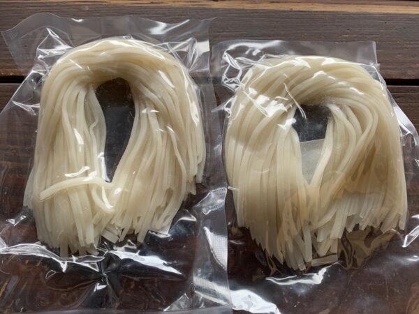 熊本県産の自然栽培で育てたお米でつくったグルテンフリーの米麺（中細タイプ）